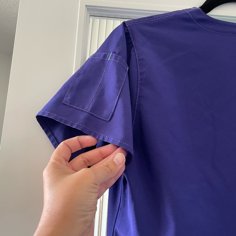 Carhartt electric blue Top with Bright Green Trim - Picture 8 of 8